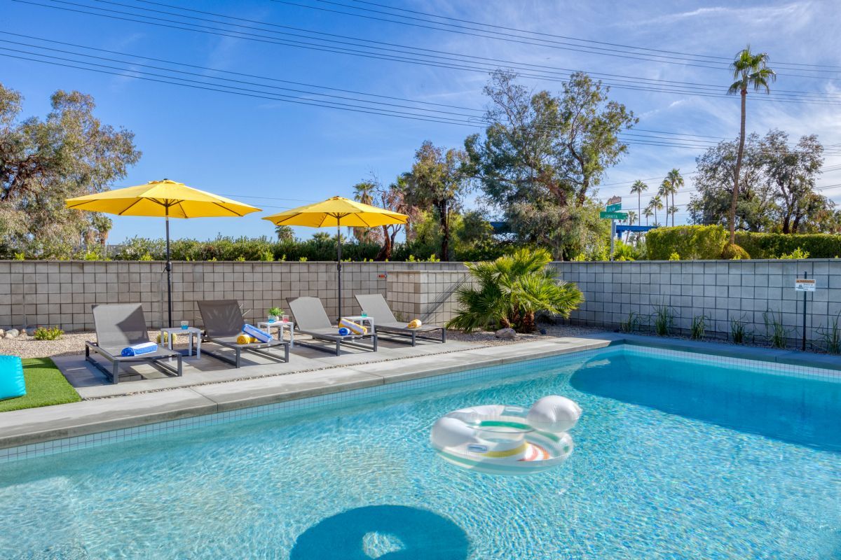 Casa-Roka-2 | Oranj Palm Vacation Homes pool of Palm Springs vacation rental
